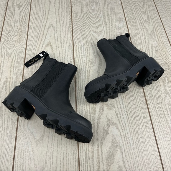 Sorel Women's Joan Now Chelsea Boots US8.5 Black, Black $190 - Picture 4 of 9